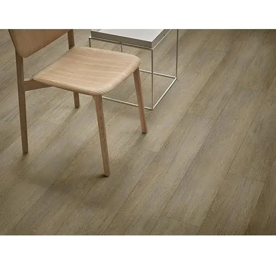 Natural oak | Forbo Enduro Click Luxury Vinyl Tile Floor